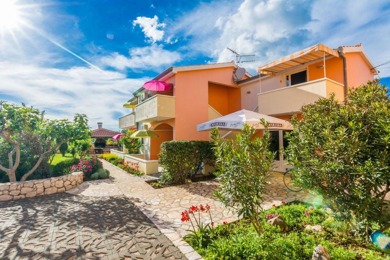 Apartmani Albi Zaton  Extérieur photo